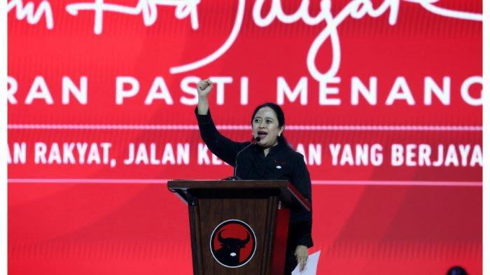 Megawati-Soekarnoputri-Puan-Maharani-saat-membacakan.jpg