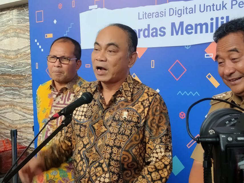 'Reaksi Santai' Menteri Kominfo Soal Pengunduran diri Mahfud MD