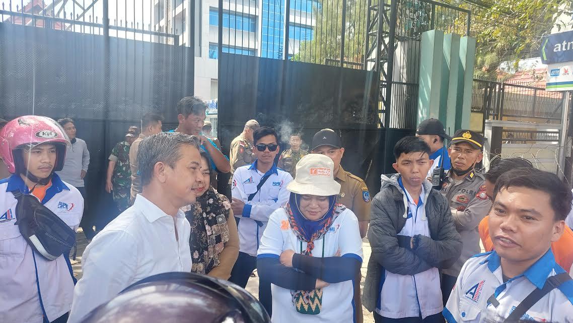 Tolak UU Omnibus Law, Legislator DPRD Sulsel Andi Januar Dukung Tuntutan Buruh