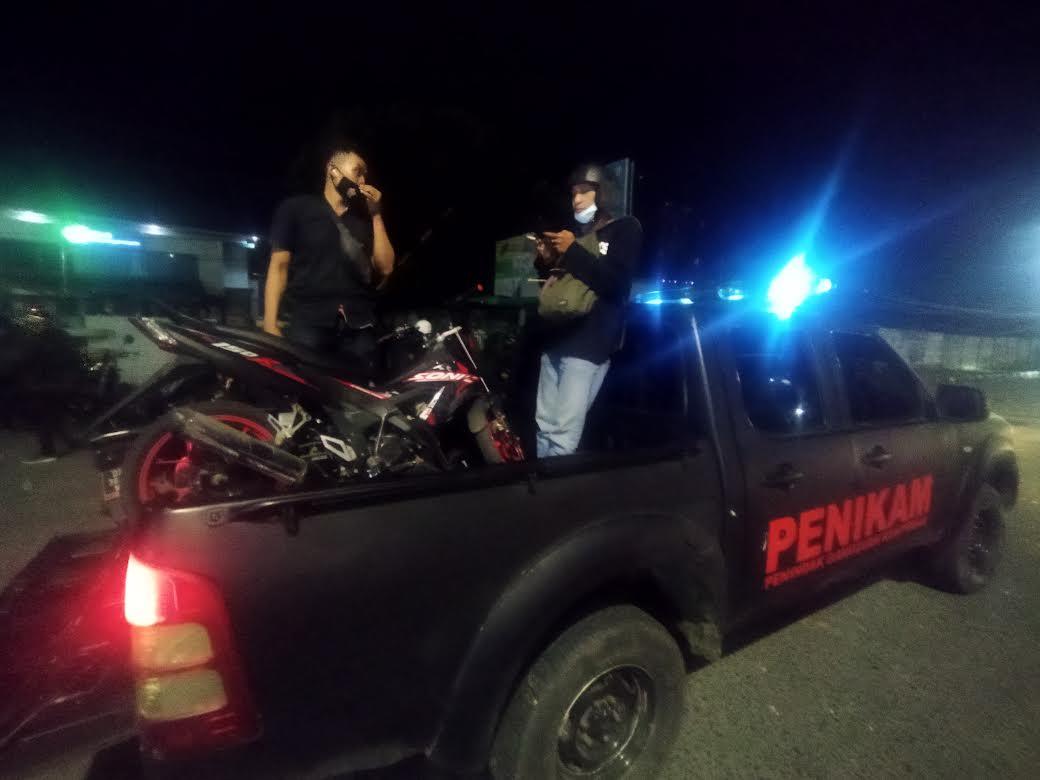 Motor-yang-diamankan-tim-penikam-diduga-motor-pelaku-provokator.jpg
