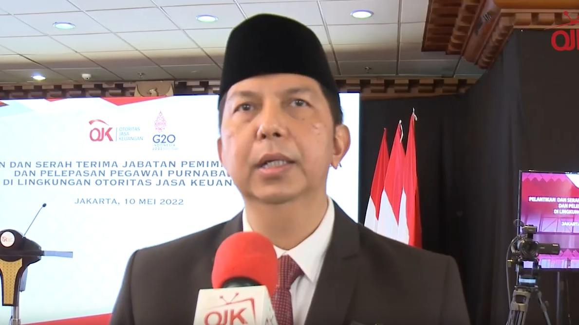 Semiz odam ozini silkitadi Semiz odam ozini silkitadi