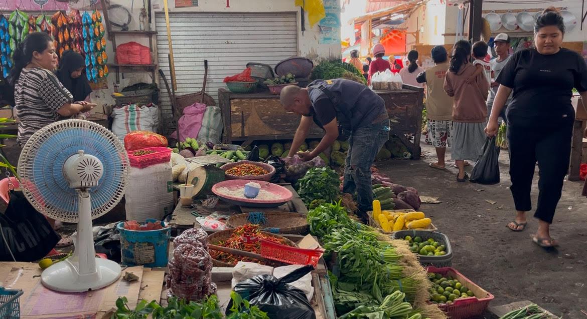 PASAR-PALOPO-Aktivitas-jual-beli-di-Pasar-Rakyat-Andi-Tadda-Palopo.jpg
