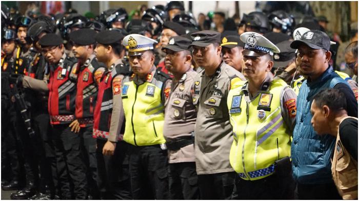 PENERTIBAN-Ratusan-personel-pasar-Kalimbu.jpg