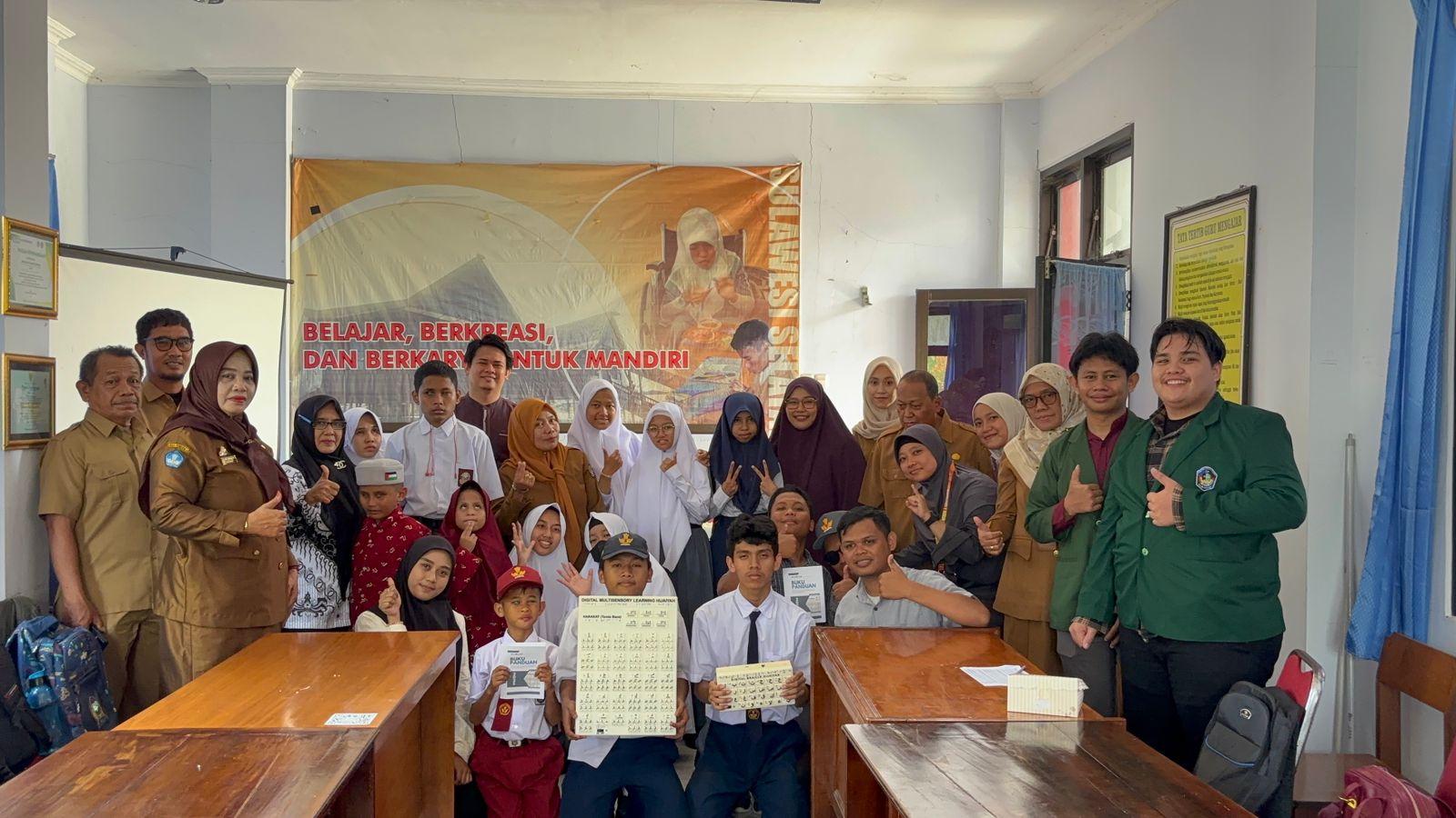 UMI Berdayakan Difabel dalam Pembelajaran Harakat Hijaiyah di SLB Negeri 1 Makassar