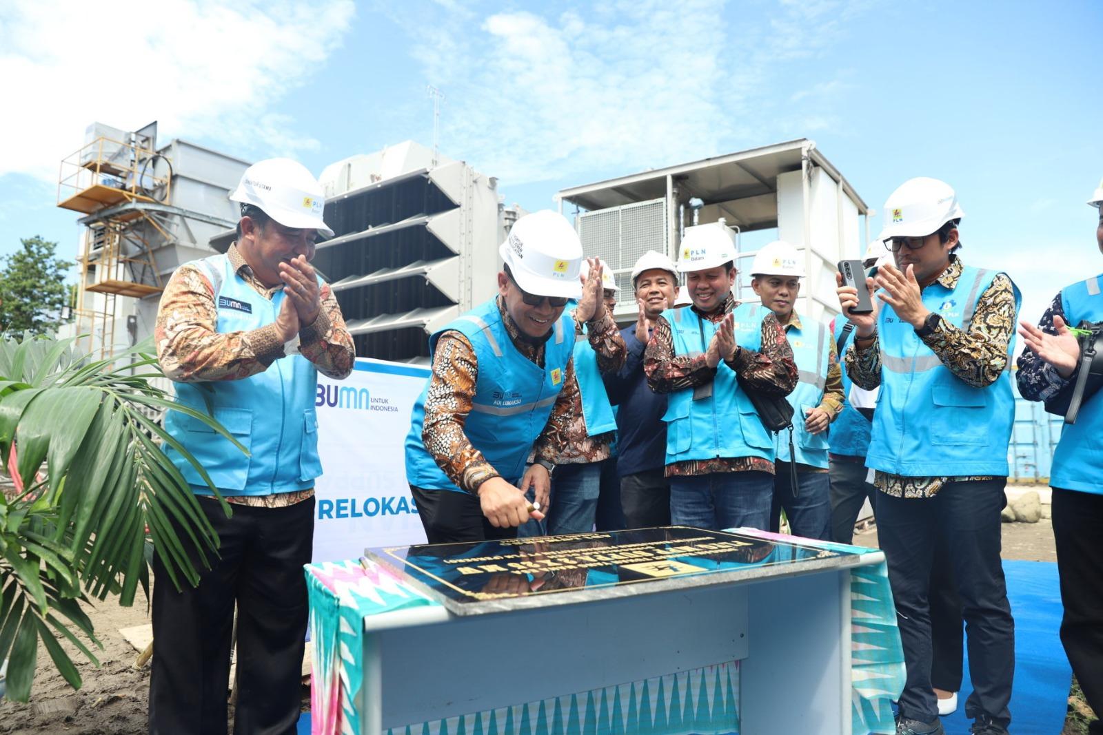 PLN_005.jpg<pf>PLN-0006.jpg<pf>Proses-mobilisasi-melalui-jalur-laut.jpg