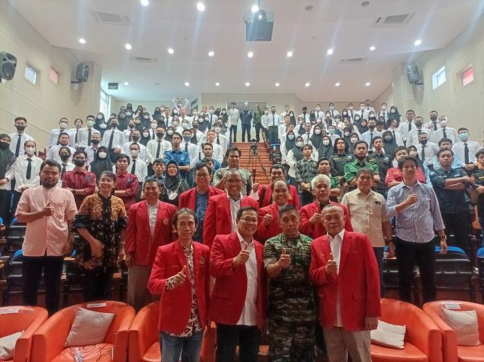 Pangdam Hasanuddin Mayjen Andi Muhammad Paparkan Materi Kebangsaan Dihadapan 350 Mahasiswa FT Unhas