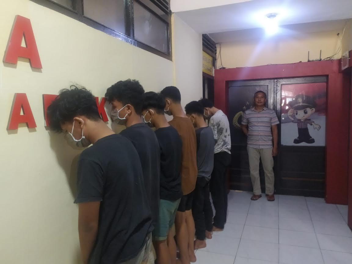 Pelaku-geng-motor-diamankan-di-Mapolsek-Biringkanaya-Kota-Makassar.jpg