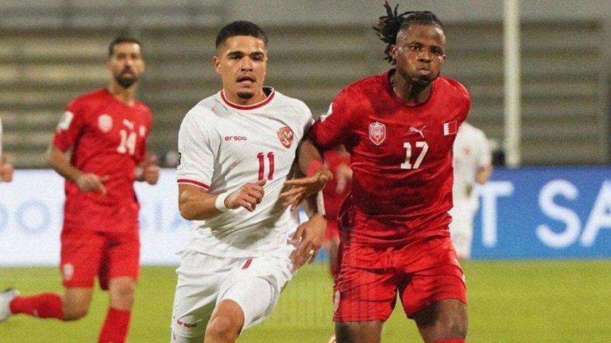 Pemain-Timnas-Indonesia-Ragnar-Oratmangoen-duet-pemain-Bahrain.jpg