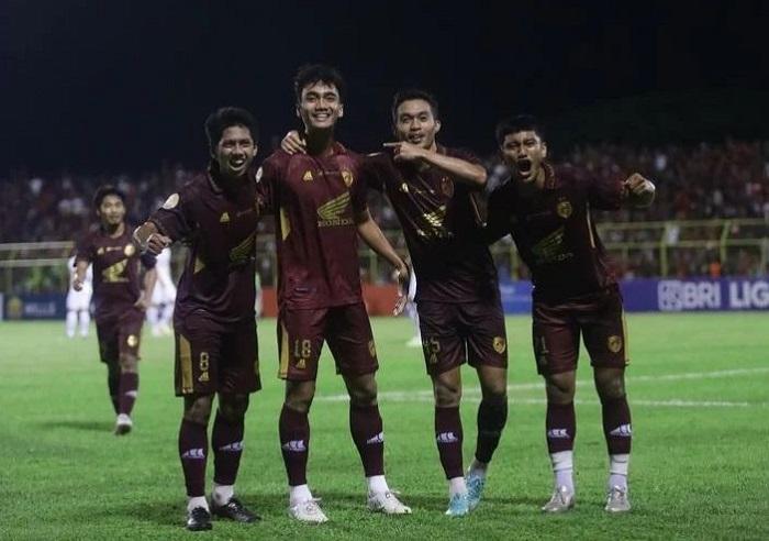 Bhayangkara FC vs PSM Makassar di Liga 1 : Saatnya yang Muda Unjuk Gigi!