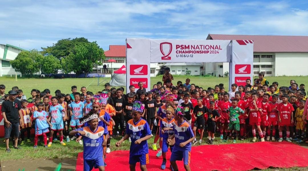 Pembukaan-PSM-National-Championship-U-10-dan-U-12-di-Lapangan-unm.jpg