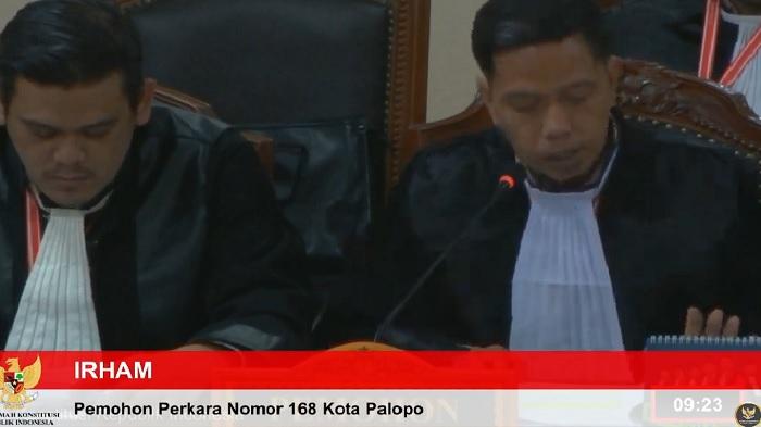 Pemohon-Perkara-Irham-dan-Wahyudi-Kasrul-saat-sengketa-Pilwali-Palopo-di-MK.jpg