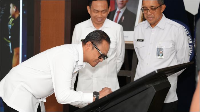 Imigrasi Tanda Tangani Pakta Integritas, Ikrar Pelayanan Publik yang Profesional dan Akuntabel