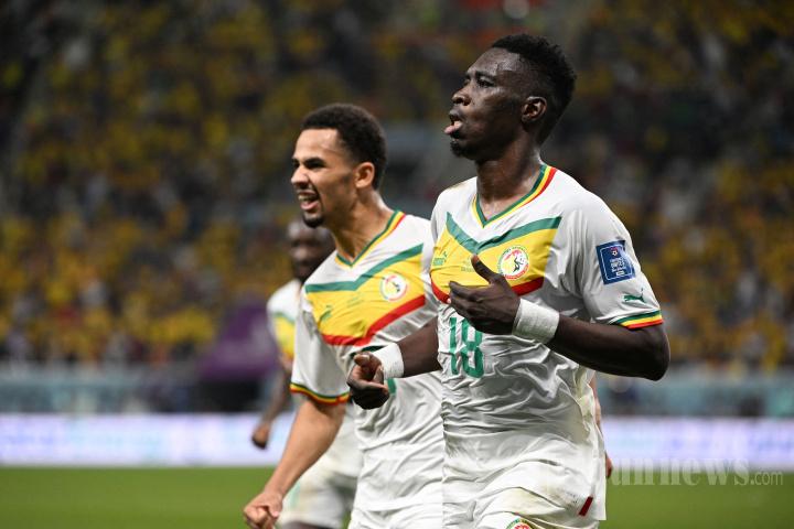 Penyerang-Senegal-Ismaila-Sarr-merayakan-gol-pertama-timnya-saat-pertandingan.jpg