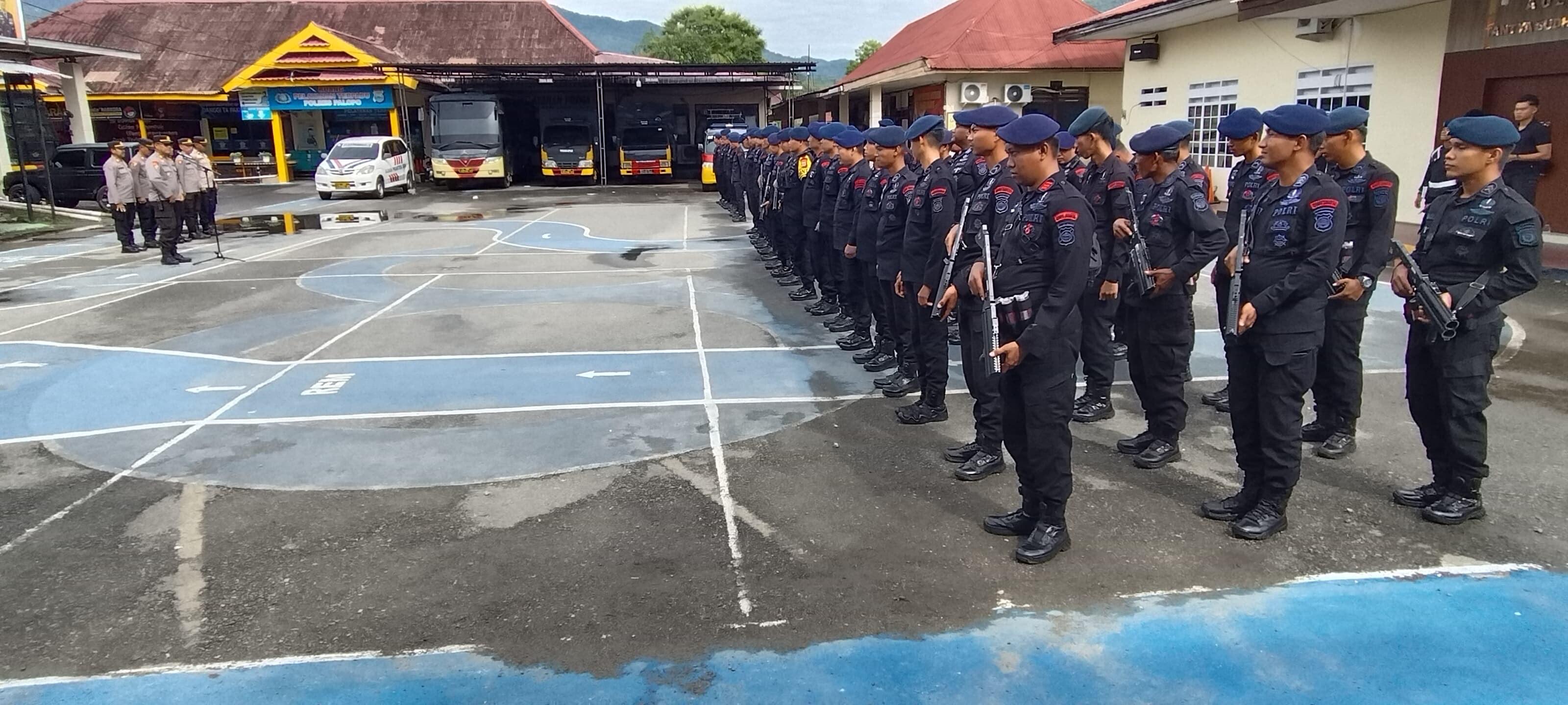 100 Brimob Dikerahkan di Palopo Jelang Putusan MK Farid Vs Trisal