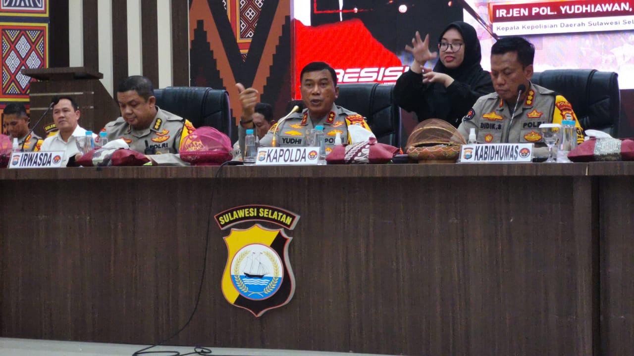 Press-release-akhir-tahun-2024-Polda-Sulsel.jpg