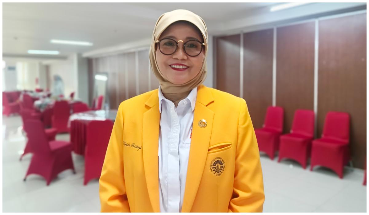 ‎Prof Farida Patittingi: Perempuan Harus Berpendidikan dan Berintegritas