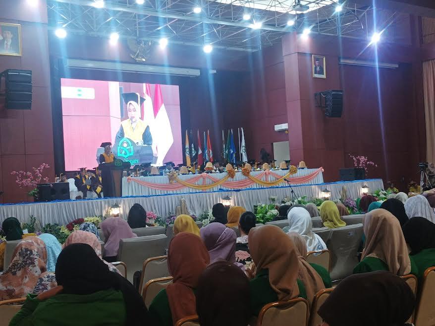 Rektor-UIN-Prof-Hamdan-Juhannis-mengukuhkan-Prof-Nur-Hidayah-11.jpg