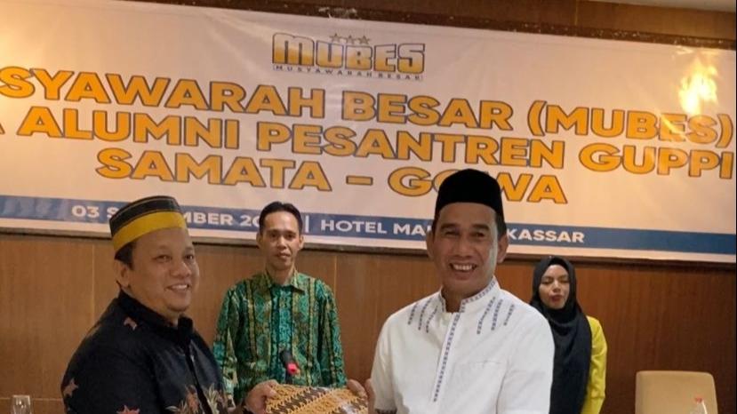 Rudi-jadi-ketua-Ika-Pesantren-Guppi.jpg