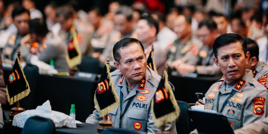 Tortta porno bir jojani sikdi