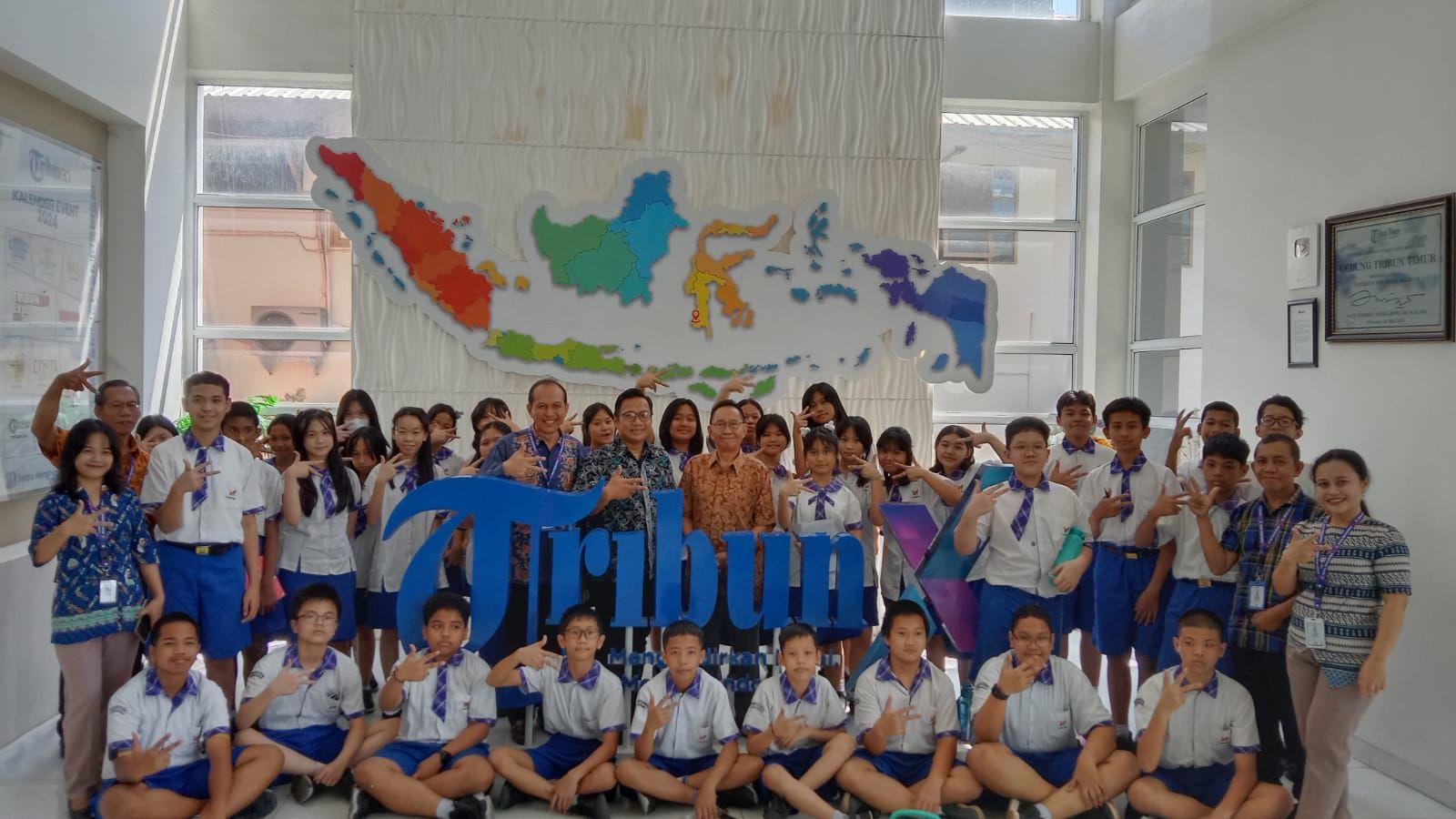 SMP-Kristen-Kalam-Kudus-kunjungan-ke-Tribun-Timur-pada-Selasa-130824.jpg