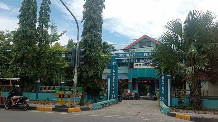 SMP-Negeri-1-Pinrang000.jpg