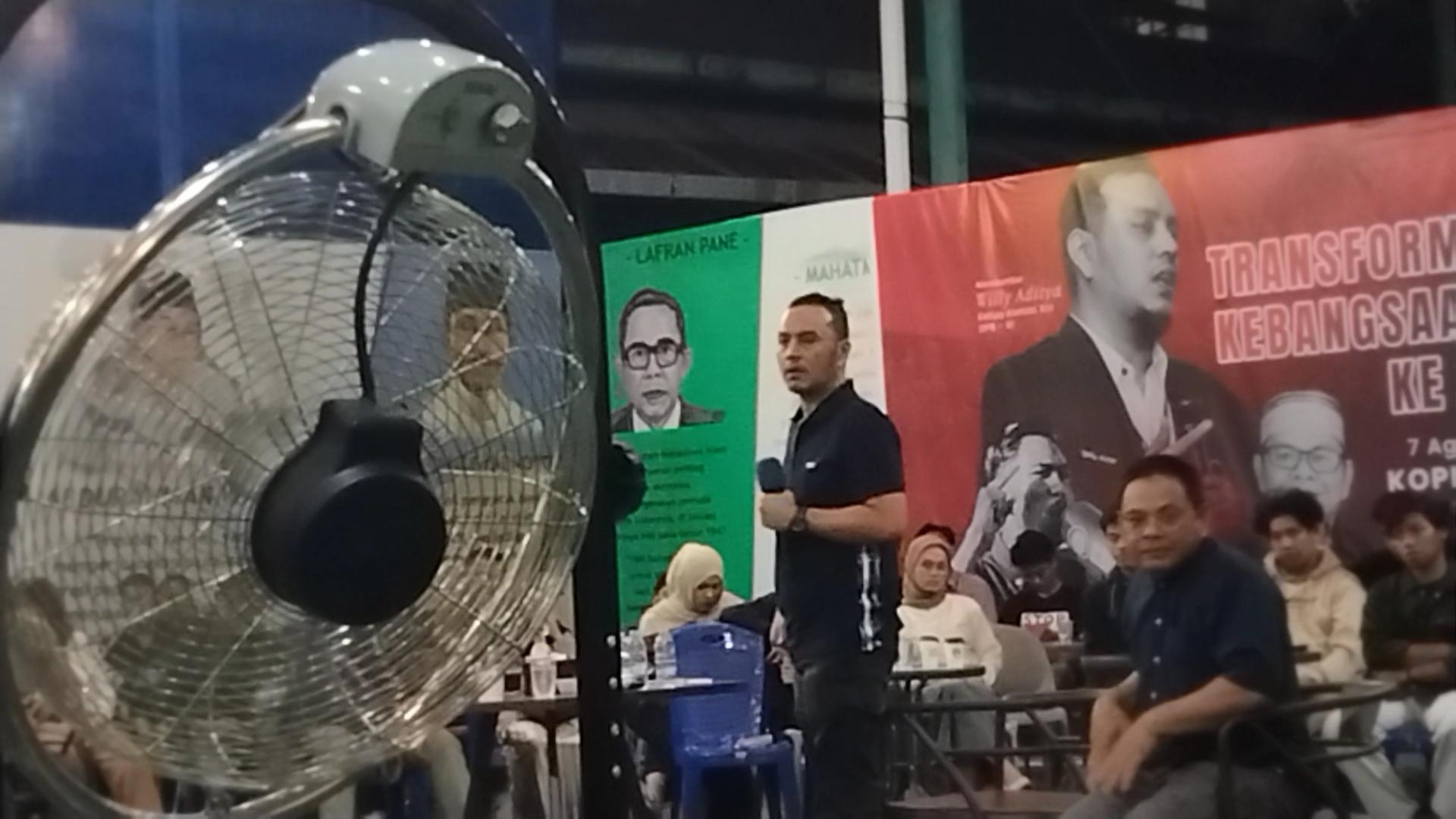 Willy Aditya di Hadapan Aktivis Makassar: Ayo Bangkitkan Nasionalisme dari Asrama