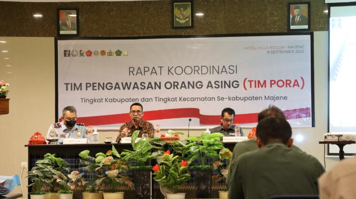 Saat-berlangsungnya-Rapat-Koordinasi-Tim-PORA-Tingkat-Kecamatan-09092022.jpg