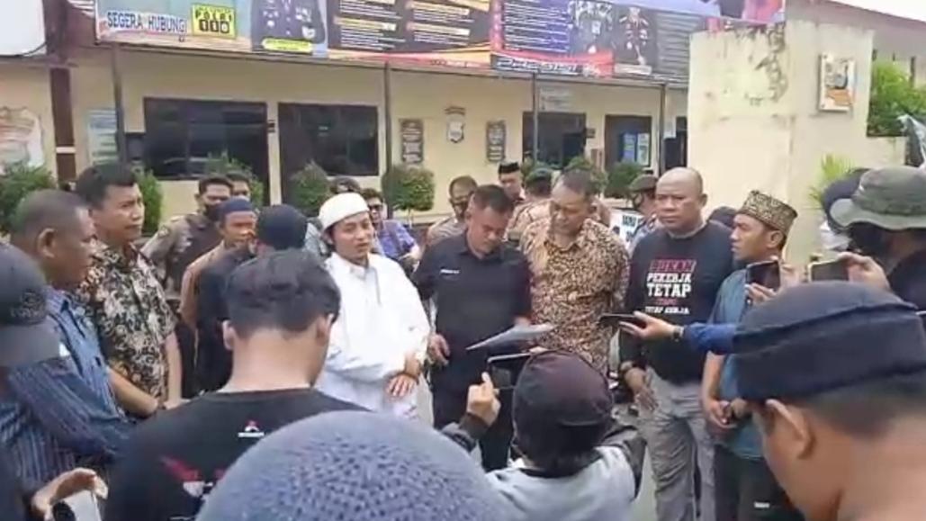 Sejumlah-Ormas-Islam-dan-remaja-masjid-melaporkan-Yayasan-Nur-Mutiara-Makrifatulla.jpg