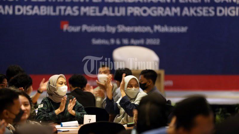 Sejumlah-peserta-mengikuti-workshop-pelatihan-akses-digital-dalam-program-Berdayabareng-1.jpg<pf>Sejumlah-peserta-mengikuti-workshop-pelatihan-akses-digital-dalam-program-Berdayabareng-2.jpg<pf>Sejumlah-peserta-mengikuti-workshop-pelatihan-akses-digital-dalam-program-Berdayabareng-3.jpg
