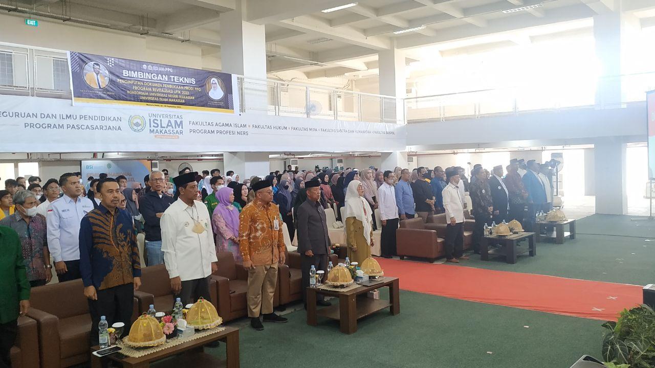Seminar-Nasional-Ekonomi-Syariah-MUI-Sulsel-di-kampus-UIM-Sabtu-2492022.jpg
