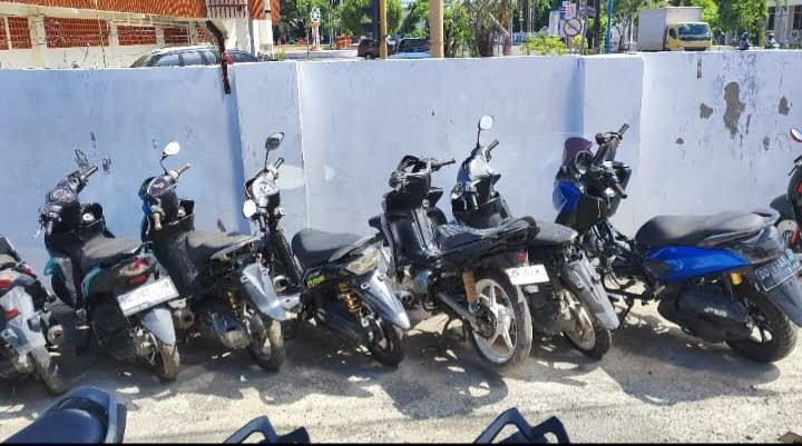 Sepeda-motor-ditahan-polisi-setelah-terjaring-balapan-liar-di-Bulukumba-g.jpg