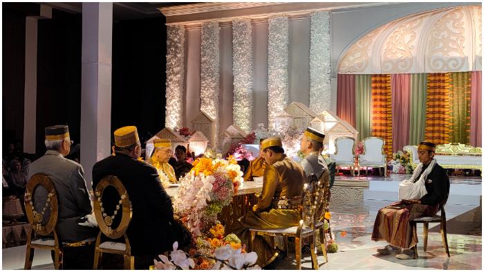 Sesi-akad-nikah-Putri-Ilham-Arief-Sirajuddin-dan-putra-Idris.jpg
