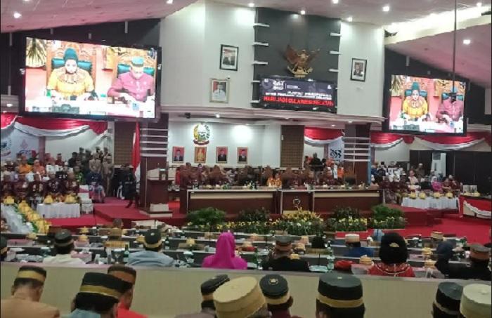 HUT ke-353 Sulsel, Indi Ina Kartika Sari Pakai Baju Adat Toraja, Andi Sudirman Sulaiman Kajang