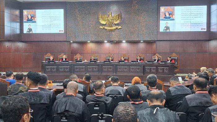 Sidang-pembacaan-ketetapanputusan-sengketa-Pilkada-sesi-III.jpg