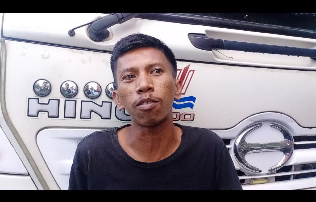 Curhat Sopir Truk Makassar Saat Mahasiswa Demo, Persilakan Mahasiswa Tahan Truknya, Tapi Jangan Lama
