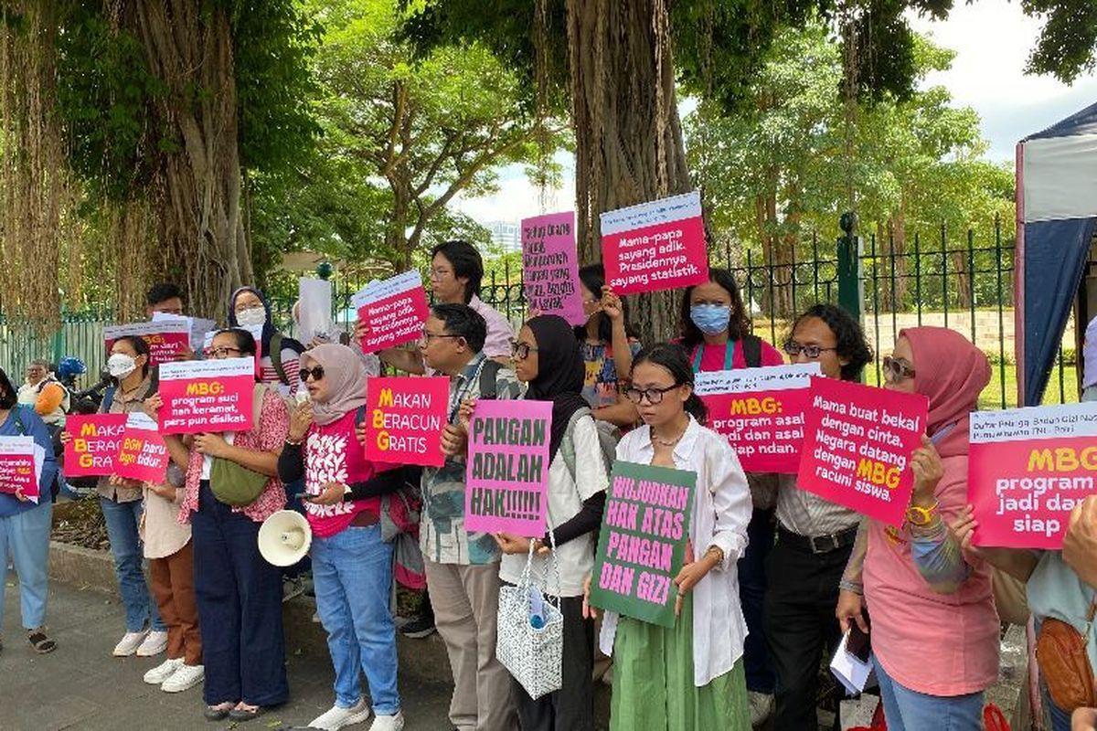 Emak-emak Mulai Aksi Protes MBG: Anak-anak Kita Kelinci Percobaan ...