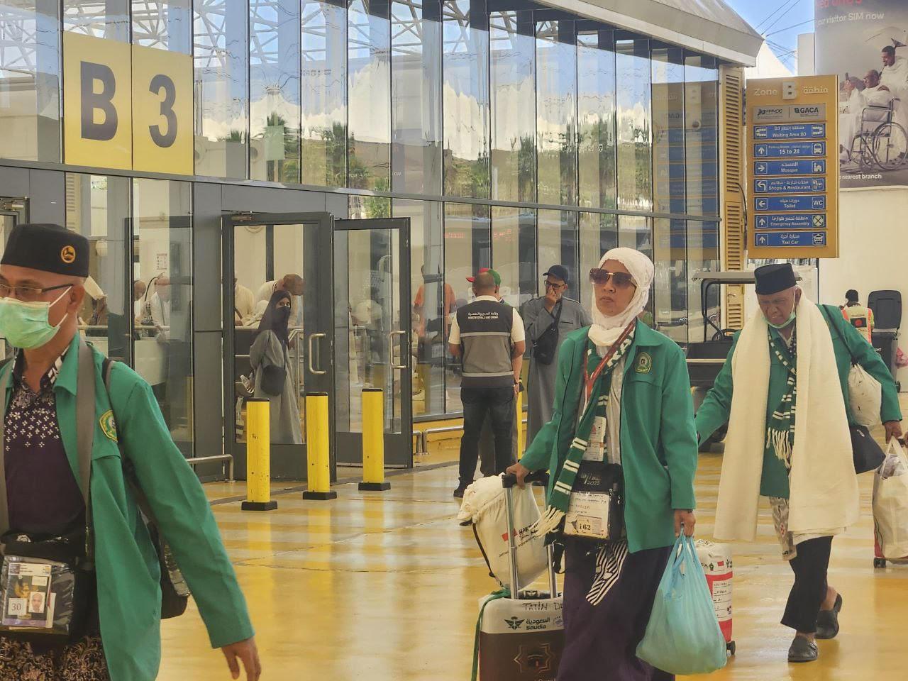 Suasana-jamaah-haji-di-Bandara-Internasional-King-Abdul-Aziz-Jeddah.jpg