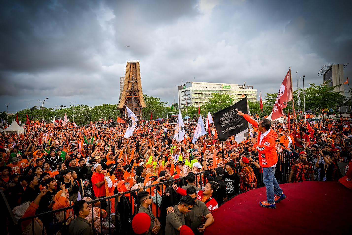 Suasana-kampanye-akbar-Danny-Pomanto-Azhar-Arsyad.jpg