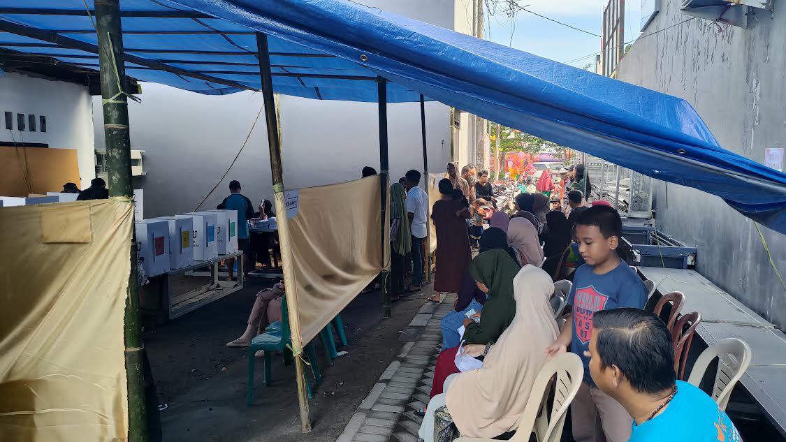 Suasana-pemilihan-umum-di-TPS-15-Kelurahan-Kassi-Kassi-Kecamatan-Rappocini-Rabu-1422024.jpg