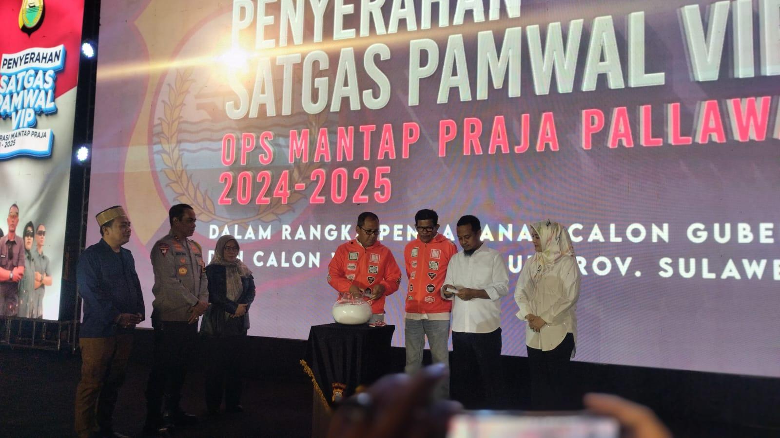 Suasana-penyerahan-personel-pengamanan-Pamwal-ke-paslon000.jpg