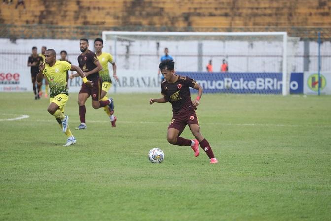 makassar/Suasana-pertandingan-PSM-Makassar-vs-Barito-Putera-1012023.jpg