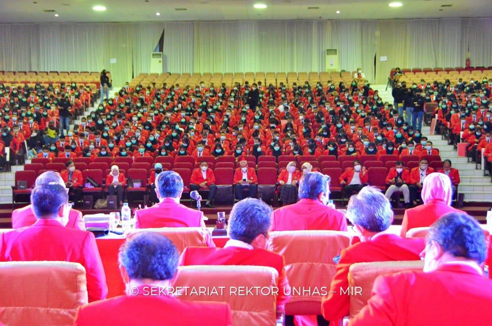 Unhas Sambut 7.416 Mahasiswa Baru Tahun Akademik 2022/2023