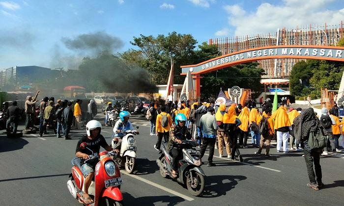 Universitas-Negeri-Makassar-001.jpg