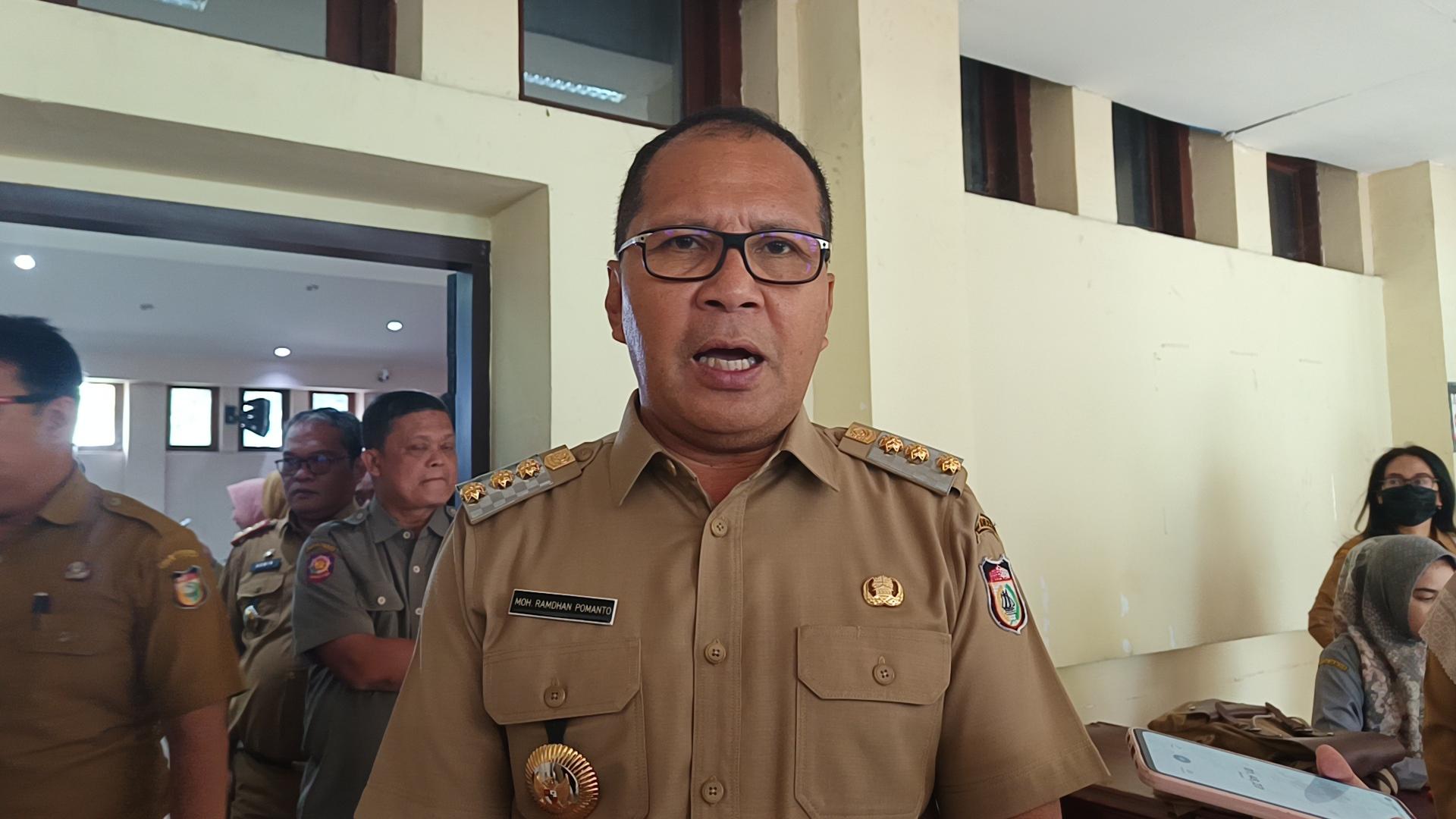 Wali-Kota-Makassar-Danny-Pomanto-diwawancarai-1234.jpg