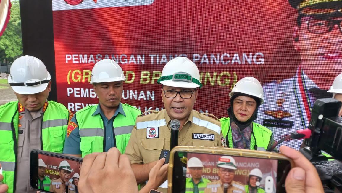 Wali-Kota-Makassar-Danny-Pomanto-gtt.jpg
