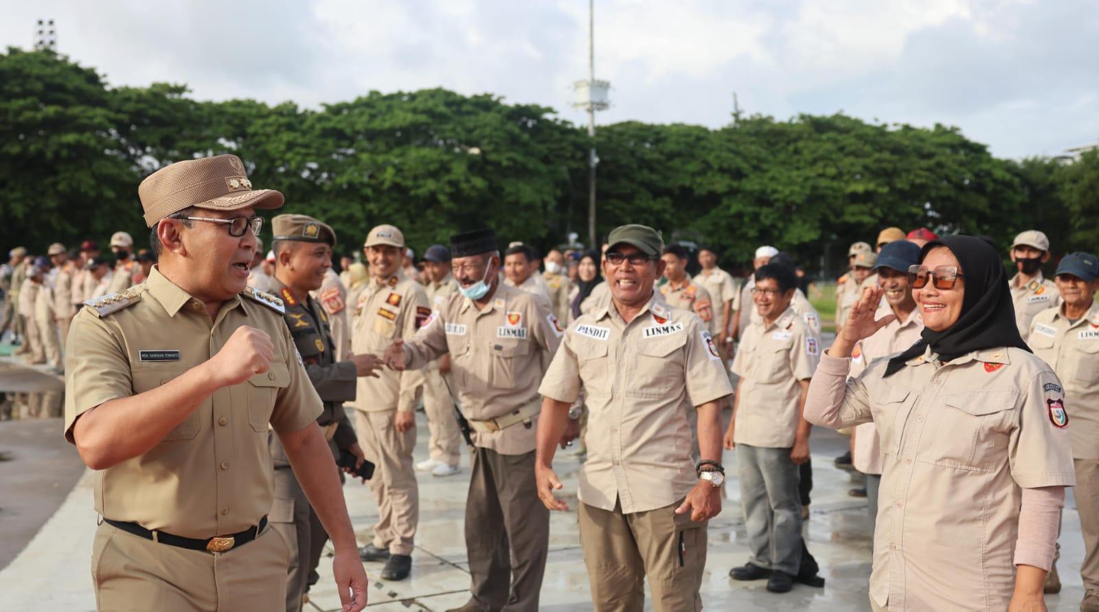 Wali-Kota-Makassar-Danny-Pomanto-memimpin-apel-Kesiapsiagaan.jpg