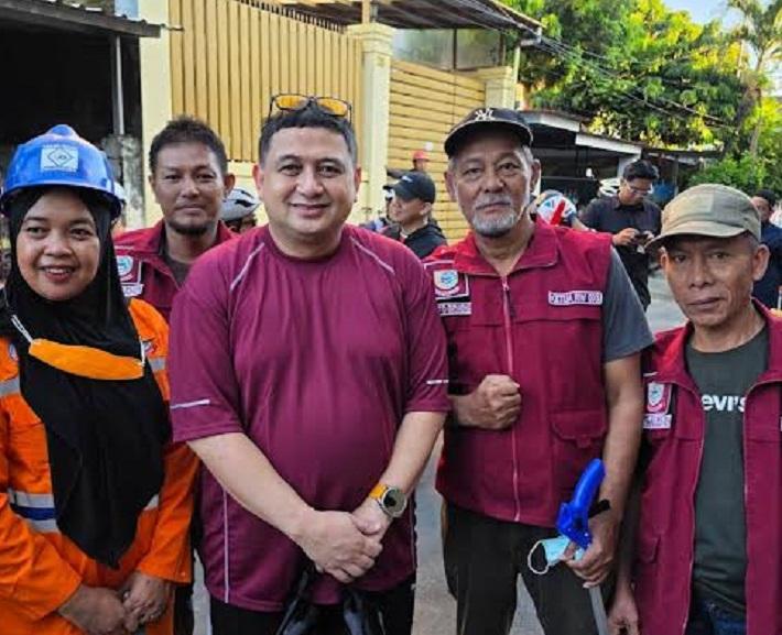 Wali-Kota-Makassar-Munafri-Arifuddin-mengunjungi-pelaksanaan-kegiatan-kerja-bakti-Jumat-Bersih.jpg