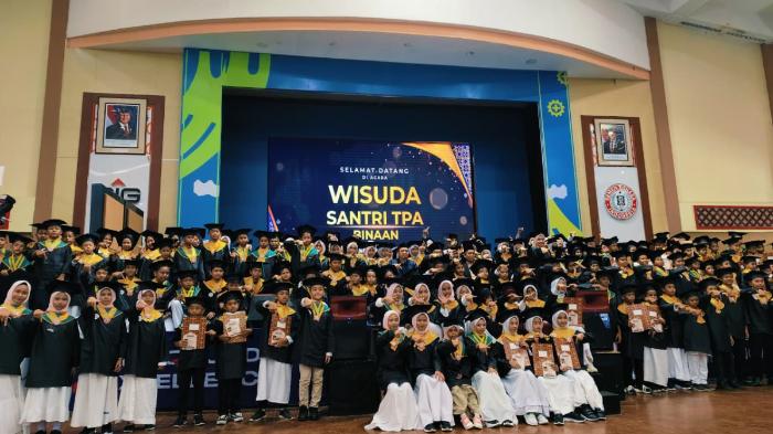 173 Santri TPA Binaan YDPI PT Semen Tonasa Diwisuda, Perkuat Pembinaan Generasi Qurani - Tribun-timur.com