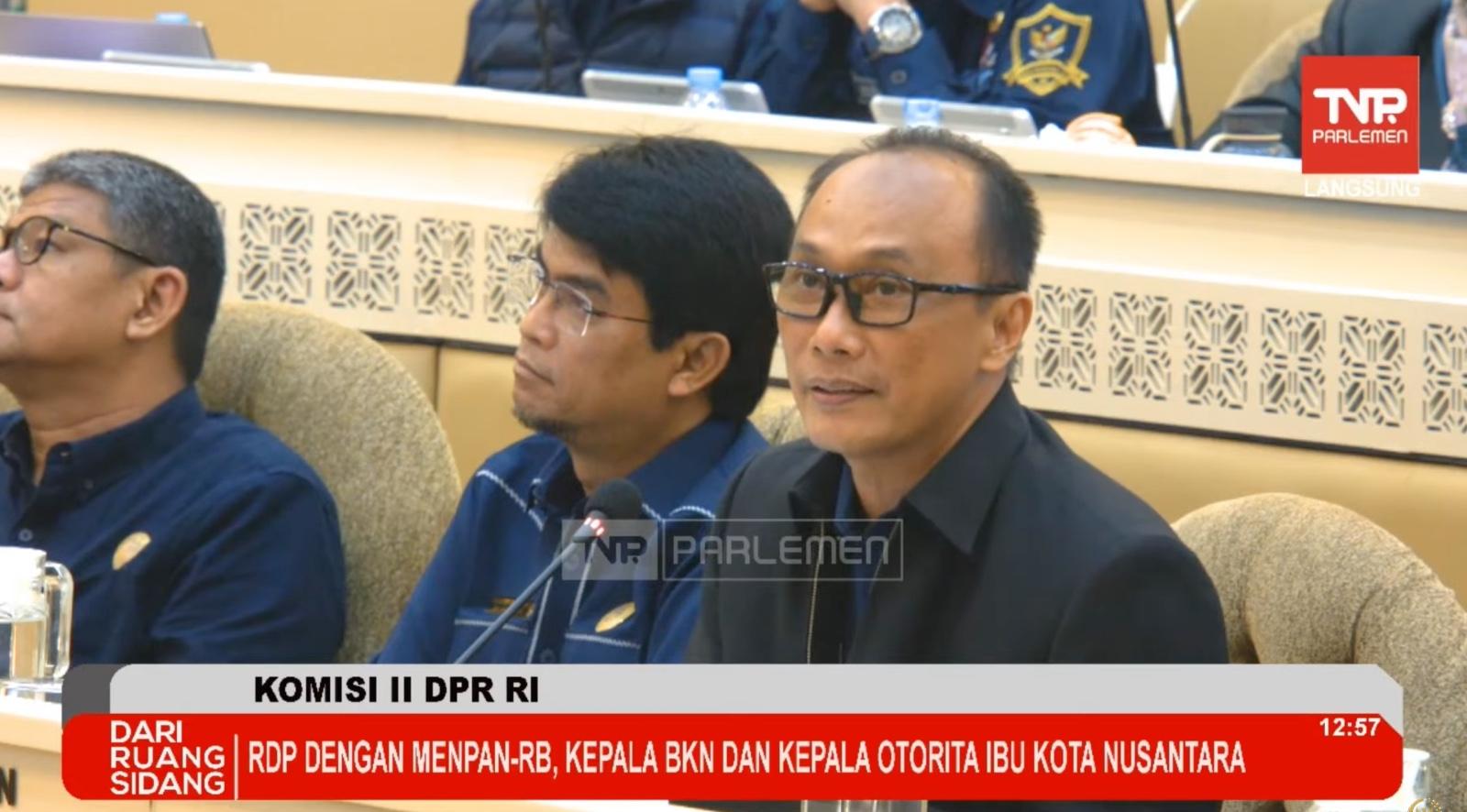Zudan-Arif-Fakhrulloh-hadir-rapat-kerja-Komisi-II-DPR-RI-4354545.jpg