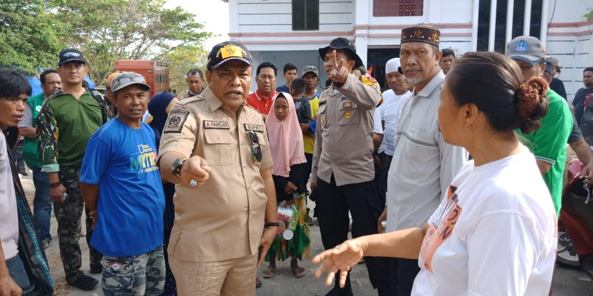 a-fahsar-m-padjalangi-di-kabupaten-donggala_20181007_112151.jpg